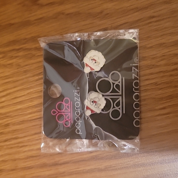 Paparazzi kids earrings. NWT BUNDLED (9pcs) - Picture 4 of 6